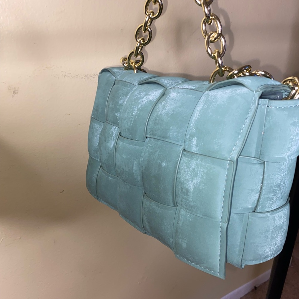 Parachute handbag with crossbody chain